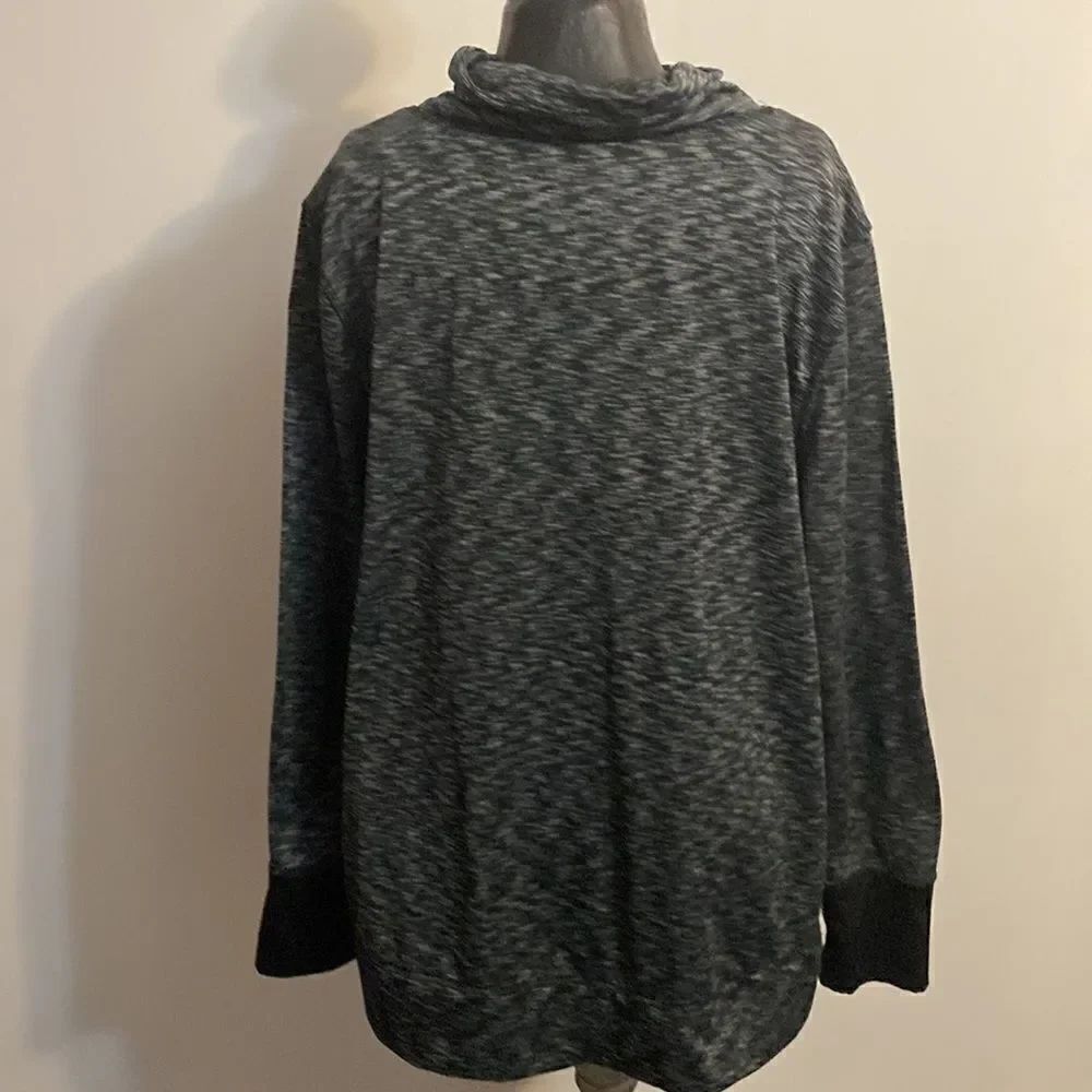 Layer8 Gray/Black cowl neck pullover, size 3X - Picture 2 of 3